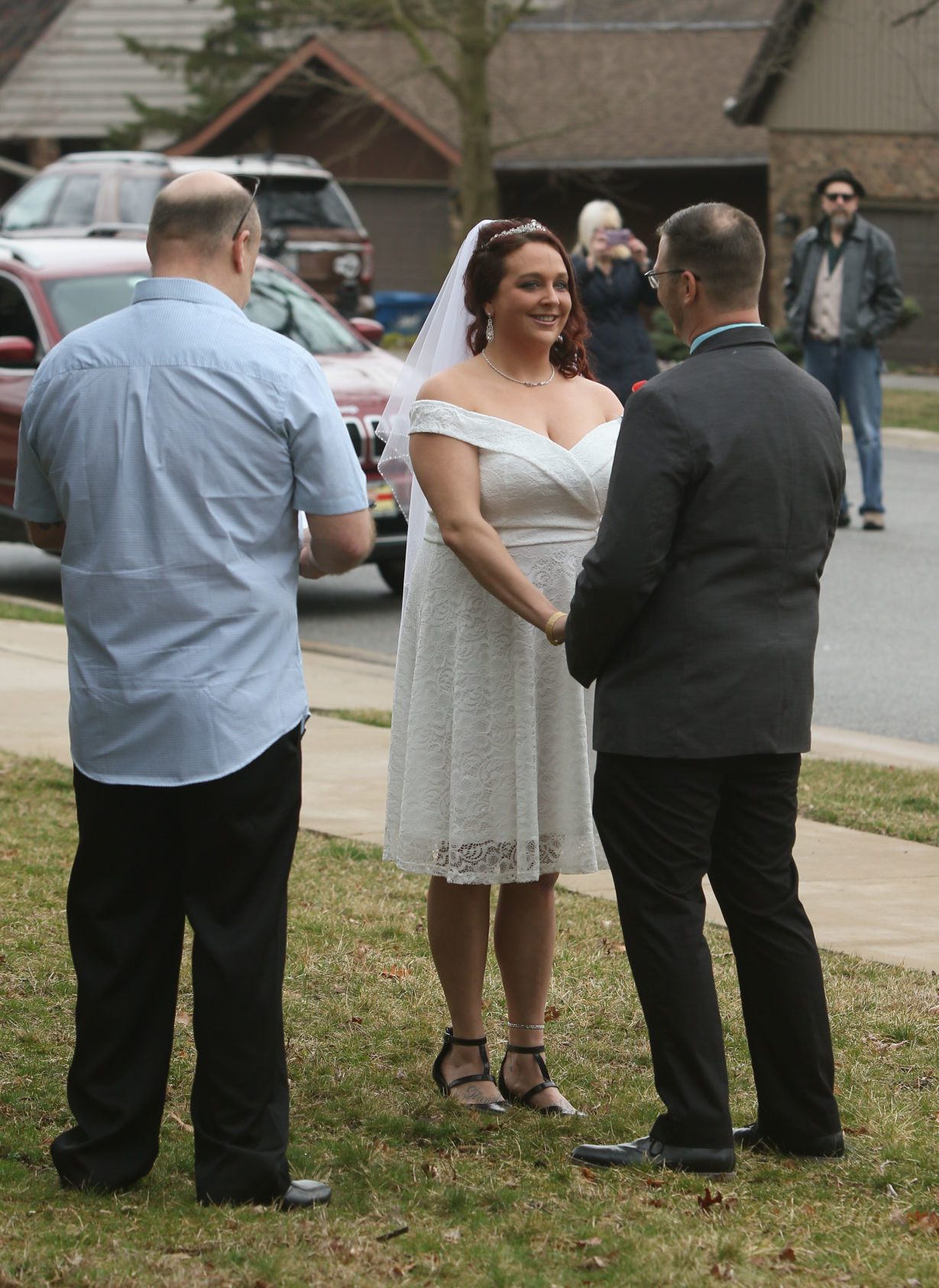 Nicole Matusik and Tim Bodnar host a drive-up wedding